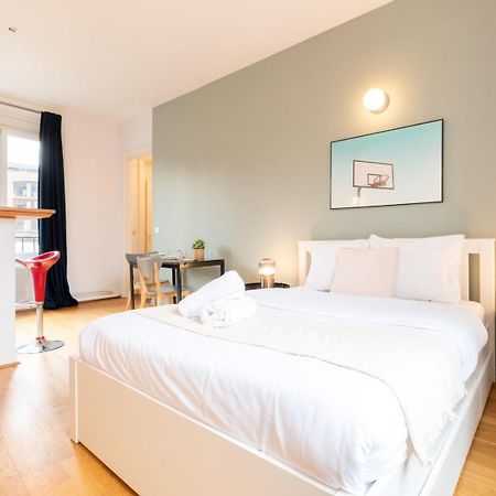 Апартаменты Grand Place Very Well Located Studio Лилль Экстерьер фото